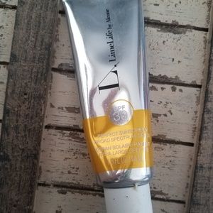 Limelife by alcone perfect sunscreen and primer